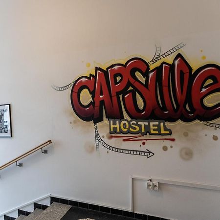 Capsule Hostel Andel Centre Spirit Прага Екстериор снимка