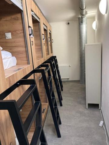 Capsule Hostel Andel Centre Spirit Прага Екстериор снимка
